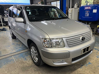 TOYOTA SUCCEED 2013