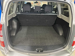 TOYOTA SUCCEED 2013
