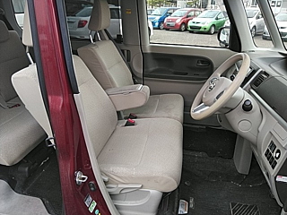 DAIHATSU TANTO 2014