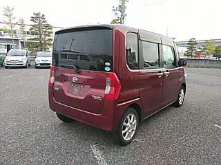 DAIHATSU TANTO 2014
