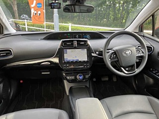 TOYOTA PRIUS 2020