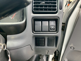 NISSAN VANETTE TRUCK 2013