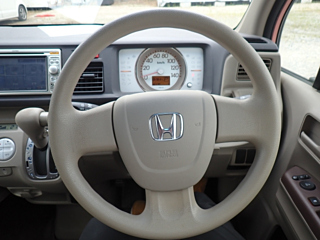 HONDA LIFE 2010