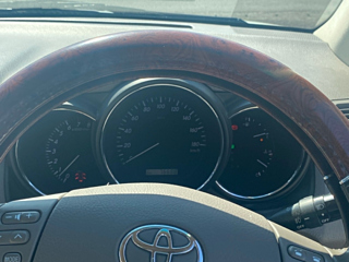 TOYOTA HARRIER 2011