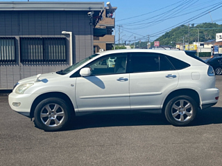 TOYOTA HARRIER 2011