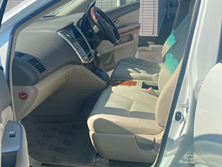 TOYOTA HARRIER 2011