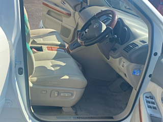 TOYOTA HARRIER 2011