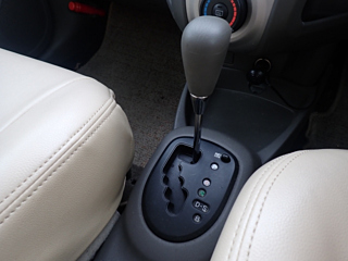 TOYOTA VITZ 2008