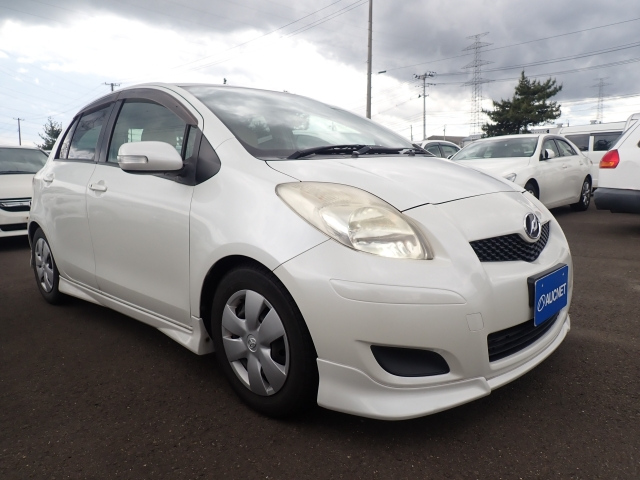 TOYOTA VITZ 2008