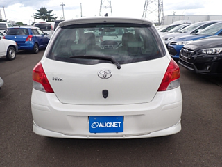 TOYOTA VITZ 2008