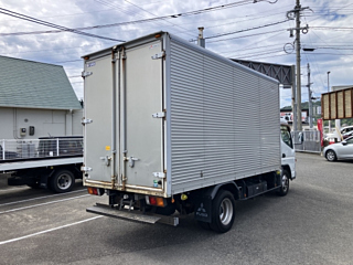 MITSUBISHI CANTER 2011