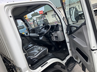 MITSUBISHI CANTER 2018
