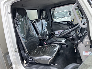 MITSUBISHI CANTER 2018