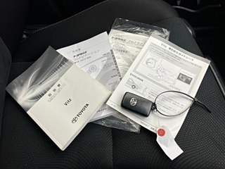 TOYOTA VITZ 2018