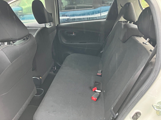 TOYOTA VITZ 2018
