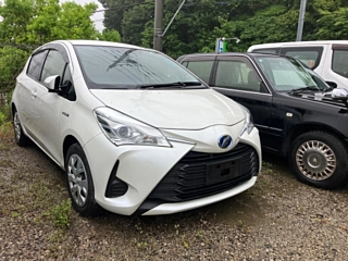 TOYOTA VITZ 2018