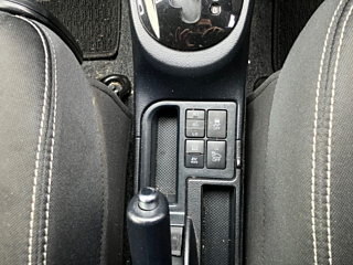 TOYOTA VITZ 2018
