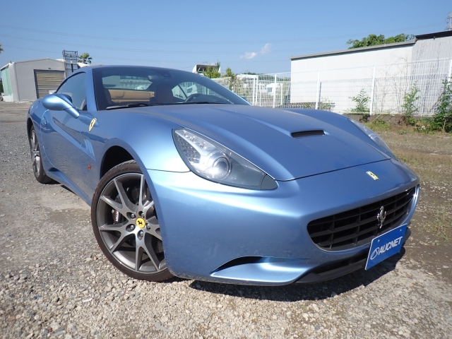 FERRARI CALIFORNIA