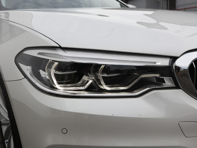 BMW 5 SERIES 2019