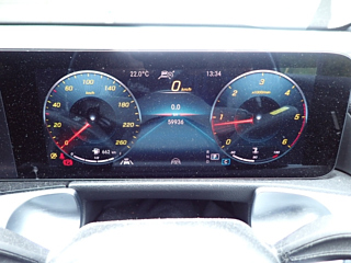 MERCEDES BENZ GLB 2021