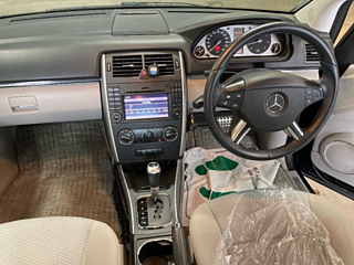 MERCEDES BENZ B CLASS 2010