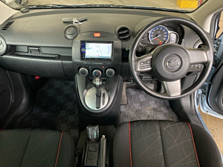 MAZDA DEMIO 2012