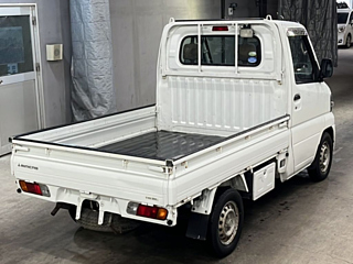 MITSUBISHI MINICAB TRUCK 2010