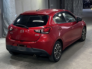 MAZDA DEMIO 2015