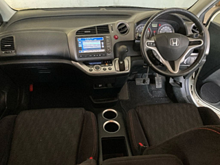 HONDA STREAM 2011