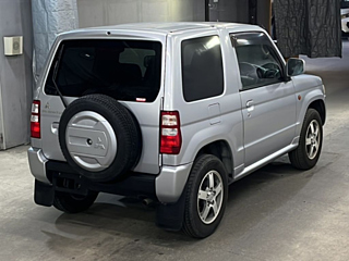 MITSUBISHI PAJERO MINI 2011