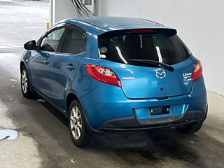 MAZDA DEMIO 2011