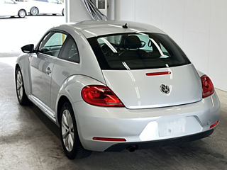 VOLKSWAGEN THE BEETLE 2012