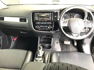 MITSUBISHI OUTLANDER PHEV 2014