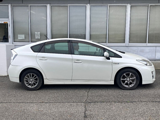TOYOTA PRIUS 2010