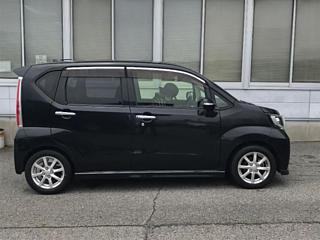 DAIHATSU MOVE 2015