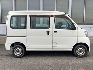 DAIHATSU HIJET VAN 2015