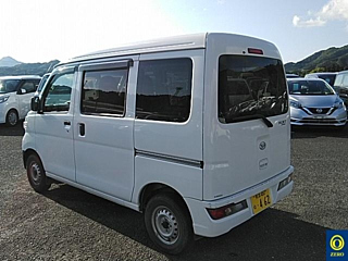 DAIHATSU HIJET VAN 2019