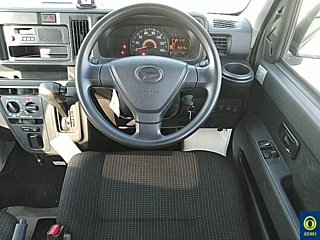DAIHATSU HIJET VAN 2019