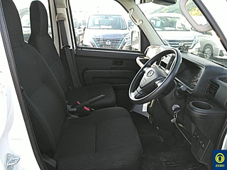 DAIHATSU HIJET VAN 2019