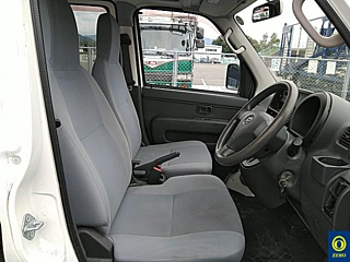 DAIHATSU HIJET VAN 2015