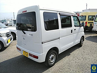 DAIHATSU HIJET VAN 2013