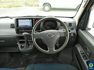 DAIHATSU HIJET VAN 2013