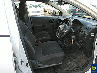 MAZDA FAMILIA VAN 2017