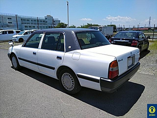TOYOTA CROWN COMFORT 2013