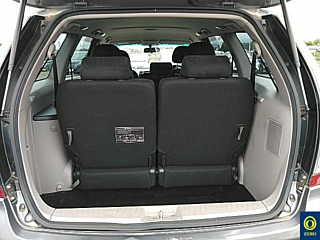 MITSUBISHI GRANDIS 2009