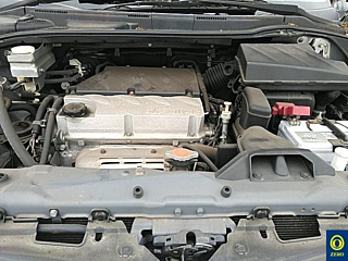MITSUBISHI GRANDIS 2009