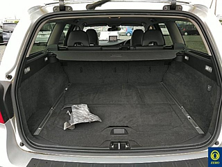 VOLVO V70 2010