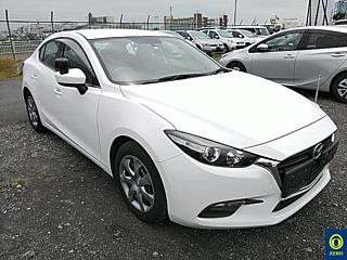 MAZDA AXELA 2017