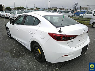 MAZDA AXELA 2017