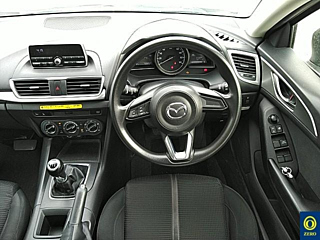 MAZDA AXELA 2017